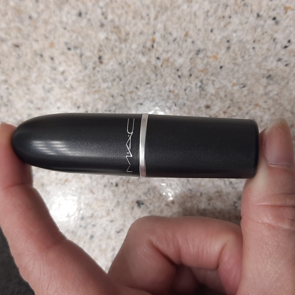 NIB MAC Lustre Lipstick - Picture 4 of 8